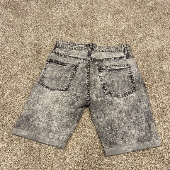 Men's jean shorts - Picture 2 of 2